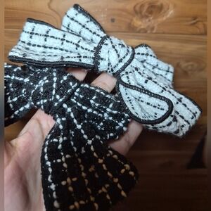 Glam Girl Fashion Black and White Hair Bows